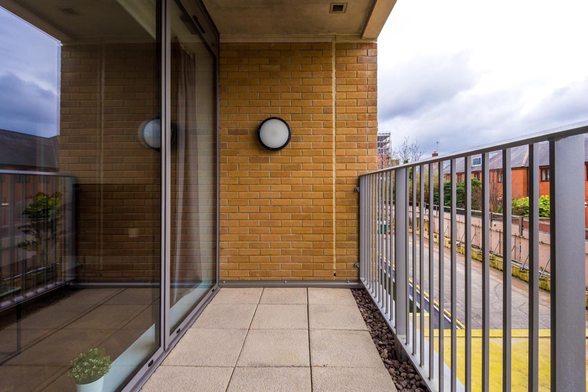Hilltop Serviced Apartments - Ancoats Manchester Eksteriør billede